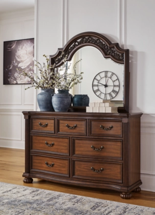 Lavinton Bedroom Collection - Image 2